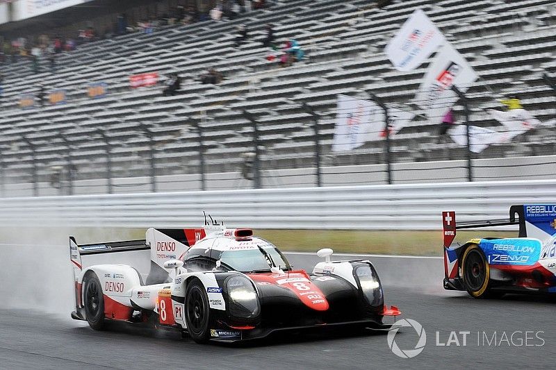 #8 Toyota Gazoo Racing Toyota TS050 Hybrid: Anthony Davidson, Sébastien Buemi, Kazuki Nakajima