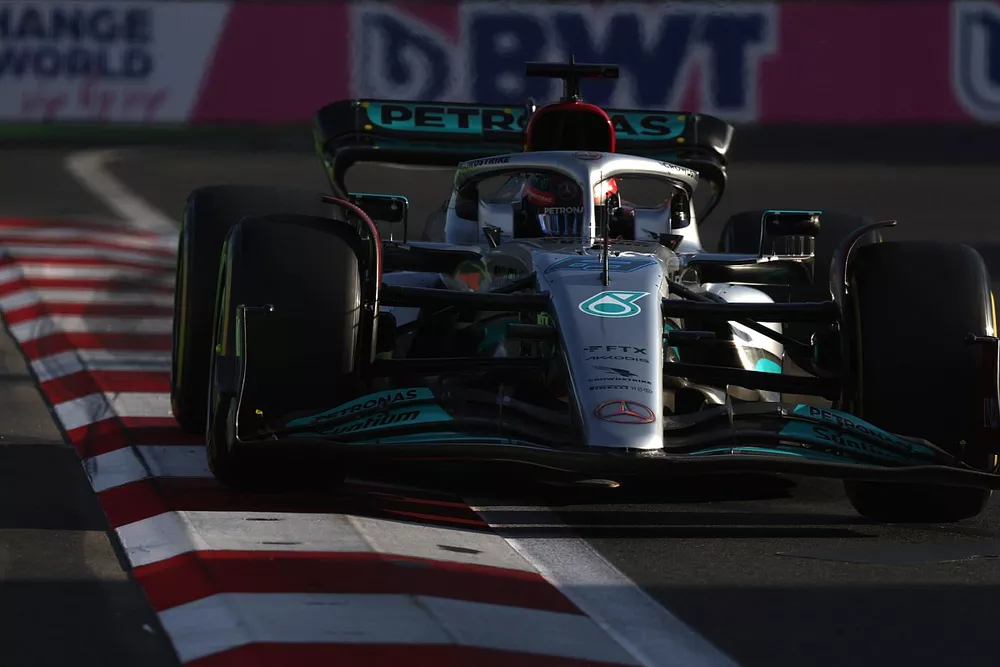 George Russell, Mercedes W13