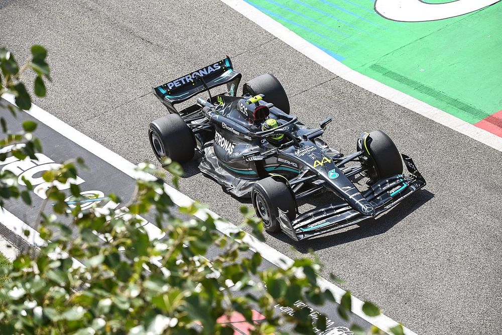 Lewis Hamilton, Mercedes F1 W14