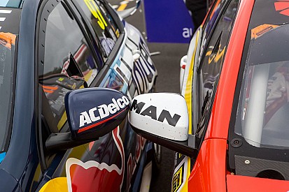 In-car footage of van Gisbergen, McLaughlin park-in emerges