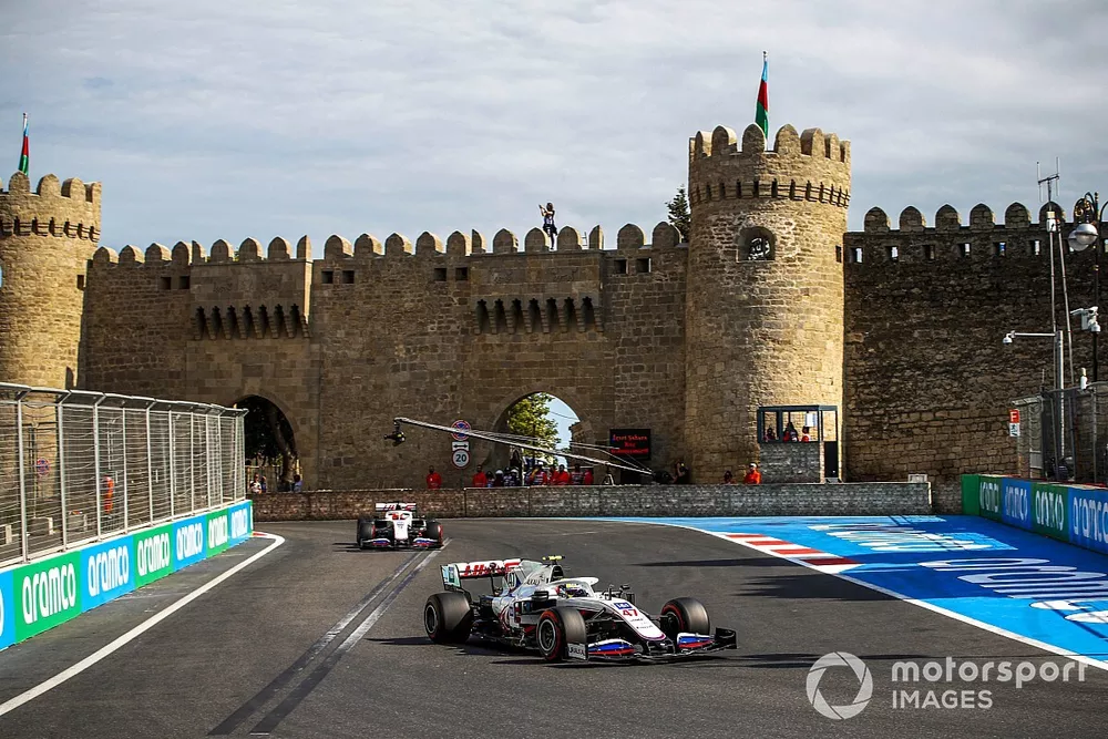 Mick Schumacher, Haas VF-21, Nikita Mazepin, Haas VF-21
