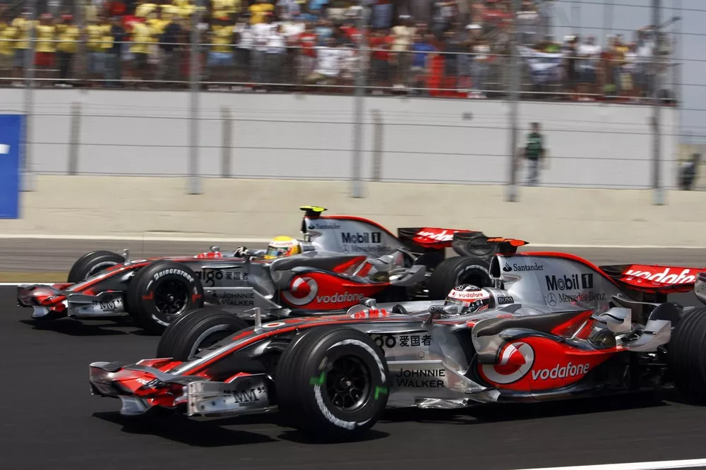 Lewis Hamilton, McLaren MP4-22 Mercedes and Fernando Alonso, McLaren MP4-22 Mercedes go side by side on the opening lap