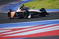 ePrix Misano II: Hughes da la pole a McLaren tras batir a Vergne