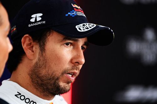 Horner defiende a Checo P&eacute;rez de la prensa que lo quiere "descartar"