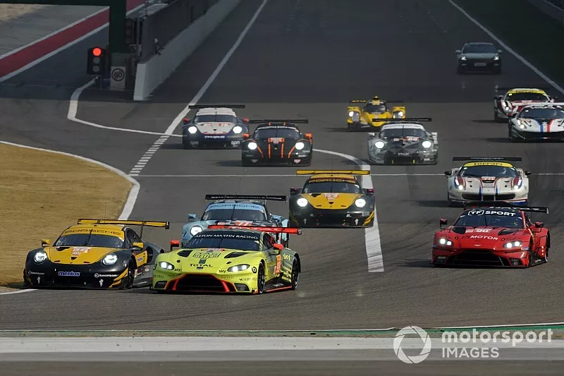 #56 Team Project 1 Porsche 911 RSR: Egidio Perfetti, David Heinemeier Hansson, Matteo Cairoli, #98 Aston Martin Racing Aston Martin Vantage AMR: Paul Dalla Lana, Darren Turner, Ross Gunn