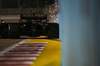 FIA reprende a Sergio Pérez por incidente con Magnussen