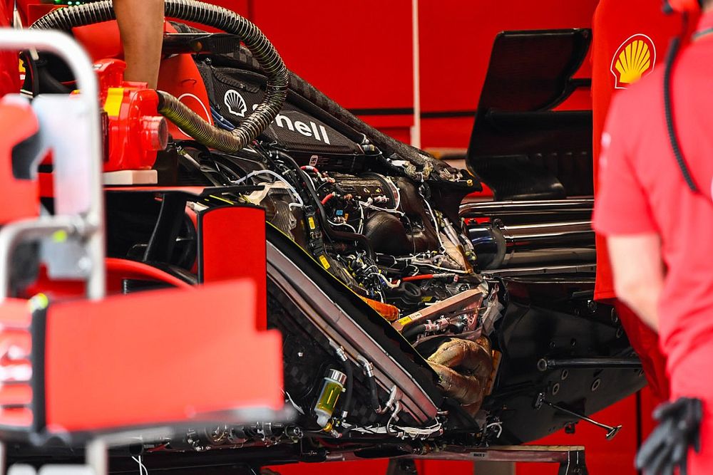 Detalle del motor del Ferrari SF1000