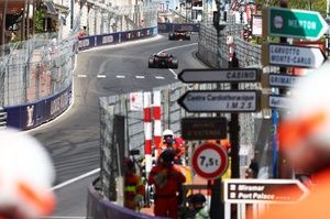 もうコースを変えるしかない？　2ストップ義務のF1モナコGP受けてレッドブル代表が禁断のメス提案