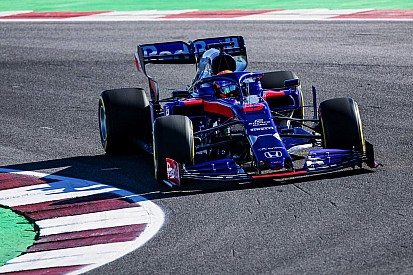 Toro Rosso, STR14'ün ilk pist üstü fotoğrafını yayınladı