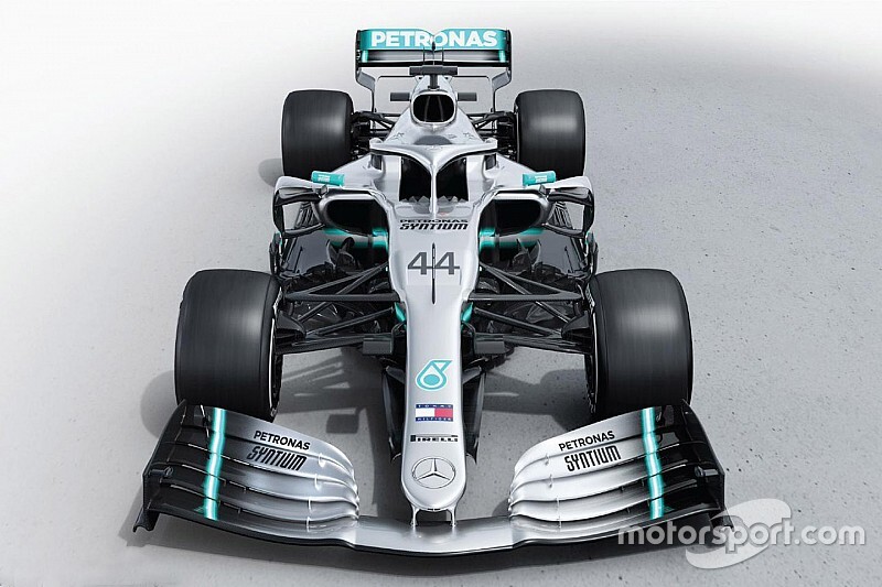 Mercedes ha presentato la sua arma 2019: ecco la W10 di Hamilton e Bottas