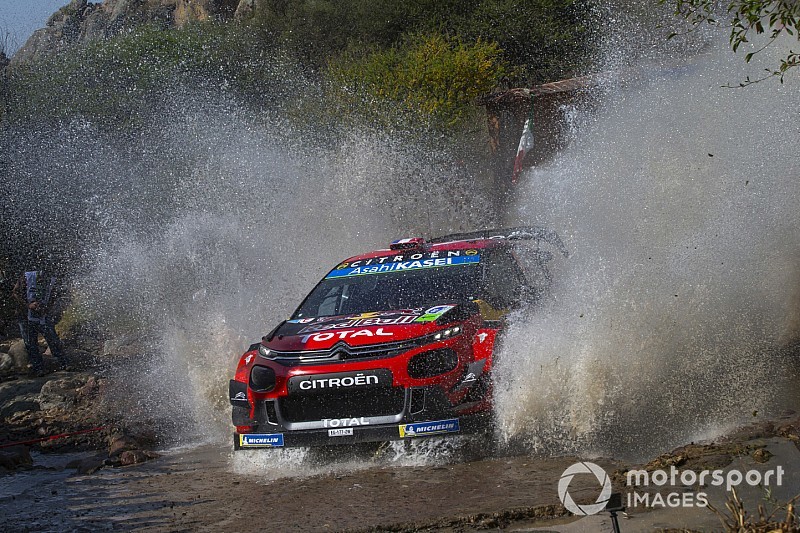 Ogier cierra el viernes como líder del Rally México