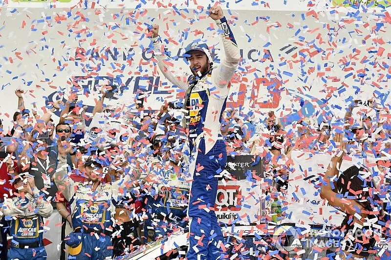 Race winner Chase Elliott, Hendrick Motorsports Chevrolet