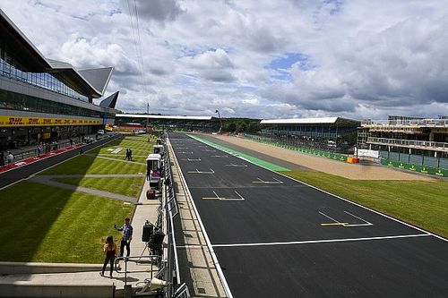 &iquest;Cu&aacute;ntas carreras de F1 y MotoGP se necesitan para que haya mundial?