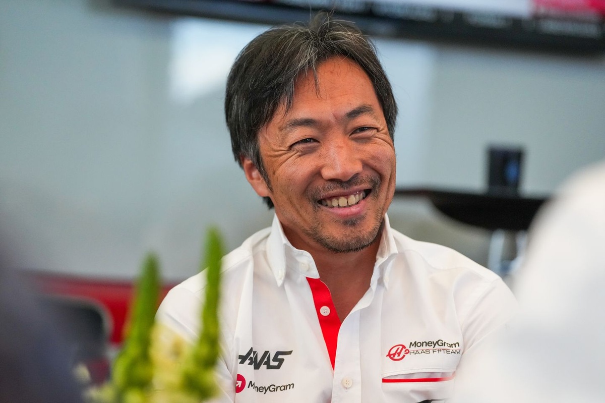 ayao-komatsu-team-principal-ha.jpg