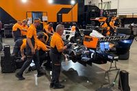 Rossi se rompe un dedo en un accidente en Toronto en IndyCar