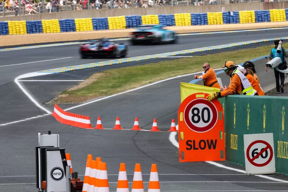 Slow zone
