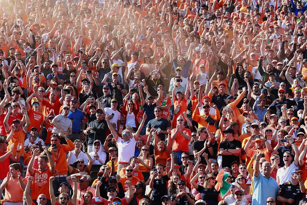 The fans celebrate pole position for Max Verstappen, Red Bull Racing