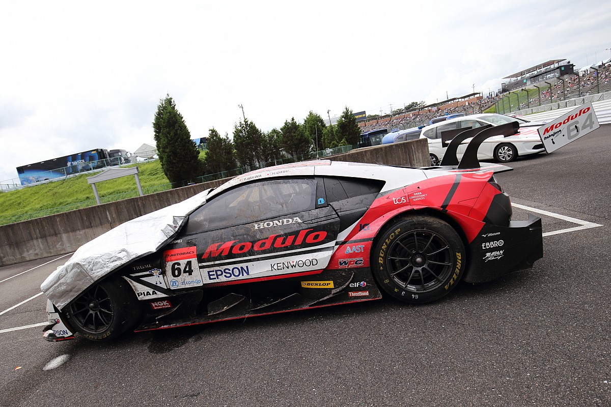 GT スーパーGT】64号車を襲ったまさかのトラブル……火災により車両ダメージ