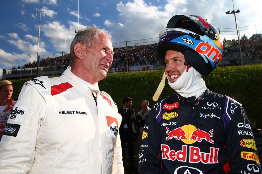 Dr Helmut Marko, asesor de Red Bull Motorsport y, Sebastian Vettel, Red Bull Racing