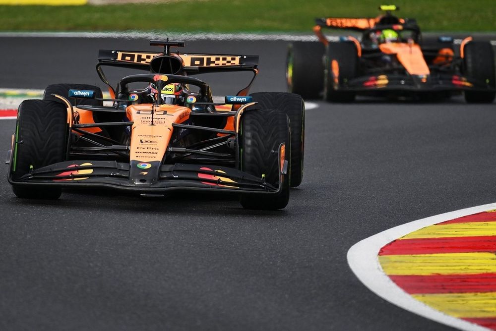 Lando Norris, McLaren, Oscar Piastri, McLaren