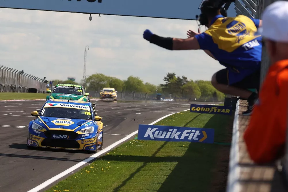 Ashley Sutton, NAPA Racing UK Ford Focus ST  
