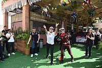 Checo Pérez apoya la reducción de fans en el paddock de México F1