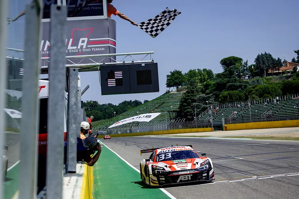 Race winner Rene Rast, Team ABT Sportsline Audi R8 LMS GT3