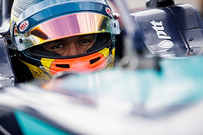 Face aux rumeurs, Albon ne voit que le titre F2