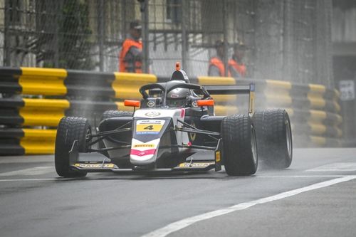 Los comisarios convocan a los pilotos de Macao para una reuni&oacute;n extra