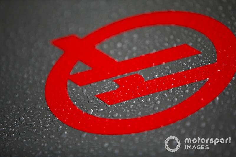Megvan, hogy mikor érkezik a Haas új F1-es festése