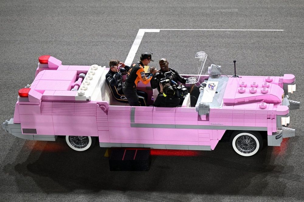 Lando Norris, McLaren, Max Verstappen, Red Bull Racing