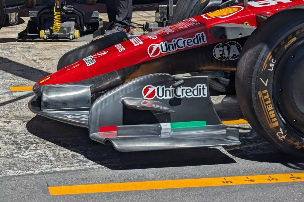 D&eacute;tail technique sur la Ferrari