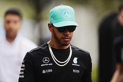 Hamilton: Yeni sözleşme görüşmesi yapmanın tam vakti