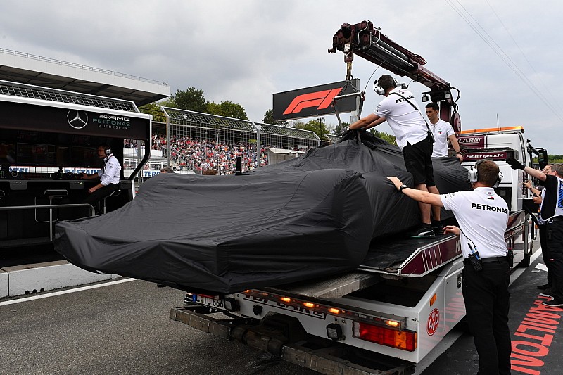 A Mercedes megerősítette Hamilton szavait, nem az ugratások okozták a bajt
