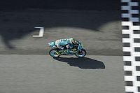 Mir logra la d&eacute;cima victoria del a&ntilde;o y persigue el r&eacute;cord de Rossi