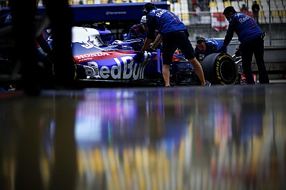 Honda, Toro Rosso'nun dalgalanan performansını araştırıyor