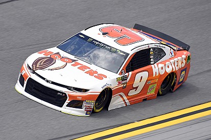 Chase Elliott tops Hendrick teammate Bowman for Daytona pole