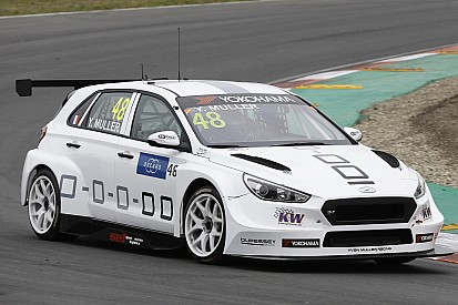 WTCR Ningbo: Muller herovert WK-leiding, geen punten Coronel