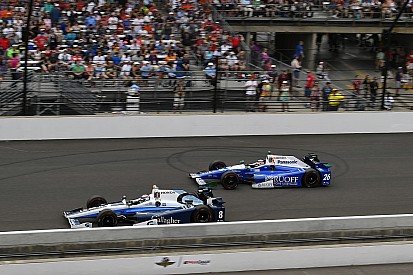 Chilton est passé à six tours de la victoire à Indy