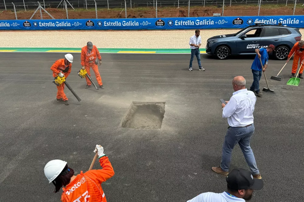 Hole on the start/finish straight
