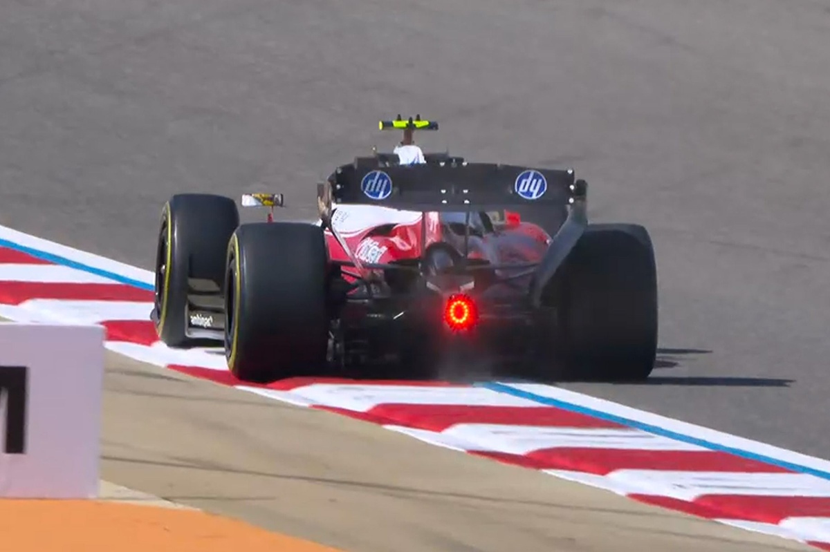 Ferrari yeni arka kanadıyla Bahreyn padoğunu şaşırttı!