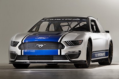 RESMI: Ford luncurkan NASCAR Mustang 2019
