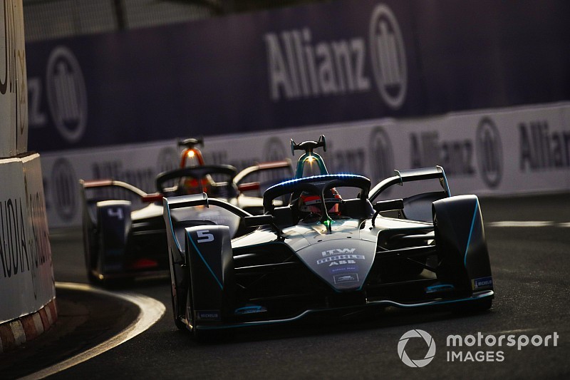 Zűrös, de élvezetes futamról beszél a Marrakesh ePrix első három helyezettje