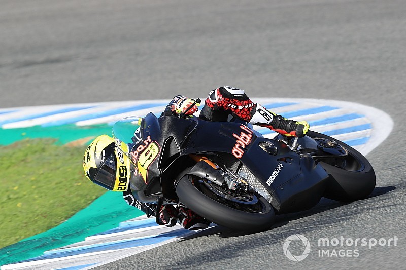 Bautista enseña los dientes en su primer test con la Ducati del WorldSBK