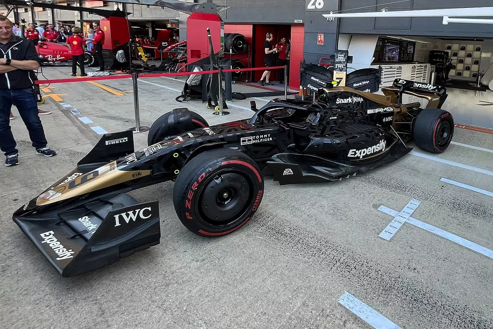 ウワサのハリウッド映画用“F1マシン”は、ホンモノとどれだけ似ている？
