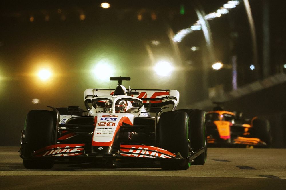 Magnussen FIA "way over the top" with latest F1 blackandorange flag