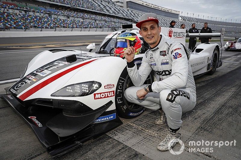 Motul Pole Award winner #77 Mazda Team Joest Mazda DPi, DPi: Oliver Jarvis