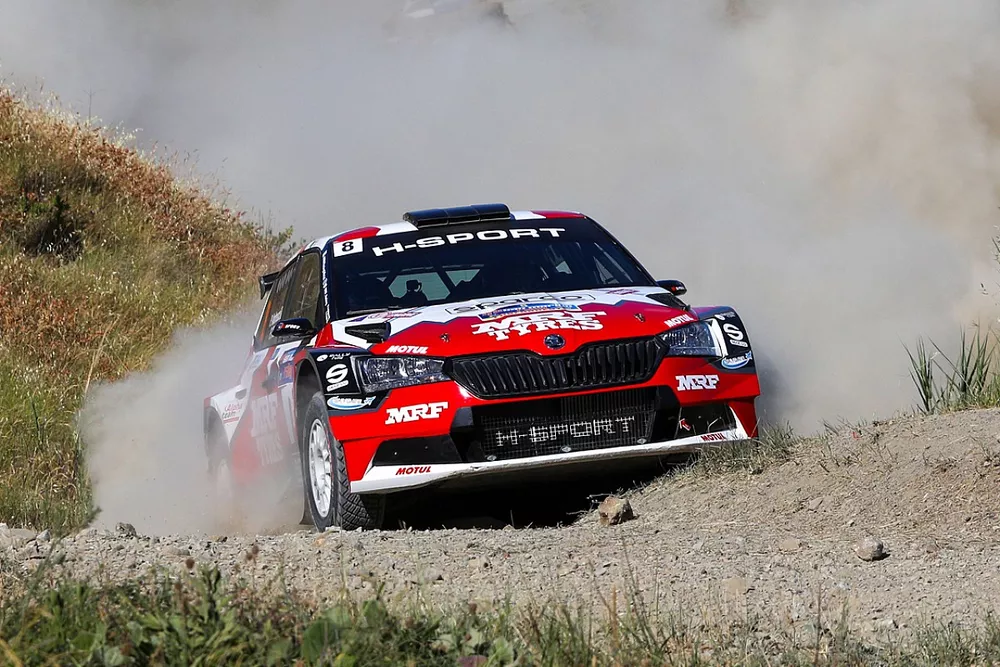 Paolo Andreucci, Francesco Pinelli, M33-Team MRF Tyres, Skoda Fabia Rally2 Evo