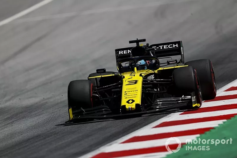 Daniel Ricciardo, Renault F1 Team R.S.19