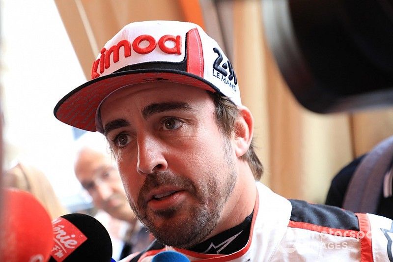 #8 Toyota Gazoo Racing Toyota TS050: Fernando Alonso    